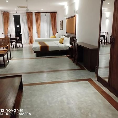 Refresh Hotel Hikkaduwa Exterior photo